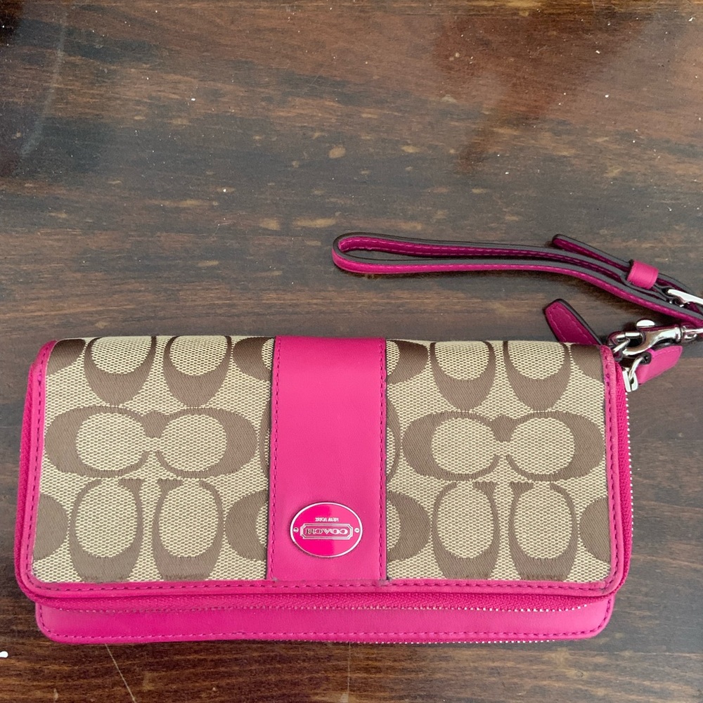 Coach wallet